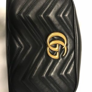 Gucci GG Marmont Camera small leather shoulder bag